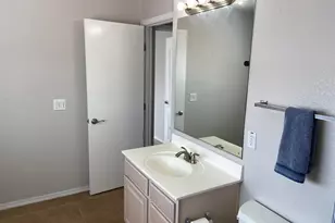 1330 E Pedro Rd, Phoenix, AZ 85042 - Photo 50