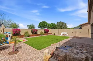 908 W Banyan Ave, Queen Creek, AZ 85140 - Photo 26