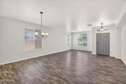 266 W Seven Seas Drive, Casa Grande, AZ 85122 - Photo 8