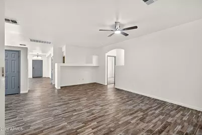266 W Seven Seas Drive, Casa Grande, AZ 85122 - Photo 10