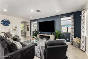 4729 N 204th Dr, Buckeye, AZ 85396 - Photo 10