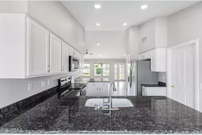 13321 W Wilshire Drive, Goodyear, AZ 85395 - Photo 14