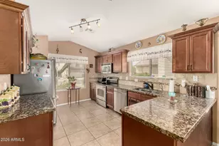 2256 E Soft Wind Dr, Phoenix, AZ 85024 - Photo 14