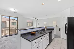 8189 W Groom Creek Rd, Phoenix, AZ 85043 - Photo 18