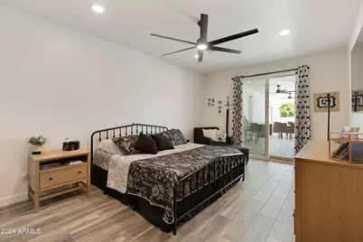 8822 W Deer Valley Road, Peoria, AZ 85382 - Photo 38