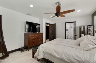 8822 W Deer Valley Rd, Peoria, AZ 85382 - Photo 18