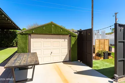 8822 W Deer Valley Road, Peoria, AZ 85382 - Photo 44