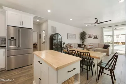 8822 W Deer Valley Road, Peoria, AZ 85382 - Photo 36