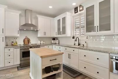 8822 W Deer Valley Road, Peoria, AZ 85382 - Photo 34