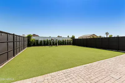 8822 W Deer Valley Road, Peoria, AZ 85382 - Photo 48