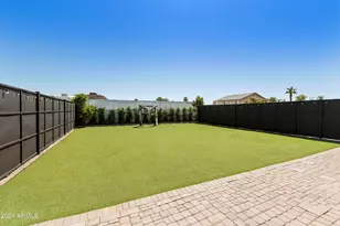 8822 W Deer Valley Rd, Peoria, AZ 85382 - Photo 48