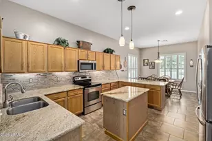 4370 E Sundance Ct E, Gilbert, AZ 85297 - Photo 4