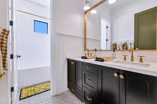 4129 N 47th St, Phoenix, AZ 85018 - Photo 38