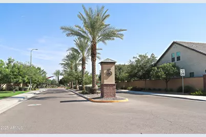 1954 E Geronimo Street, Chandler, AZ 85225 - Photo 54