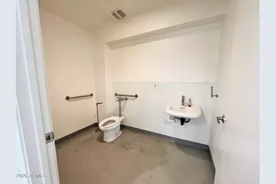 1805 W Van Buren Street #1801, Phoenix, AZ 85007 - Photo 8