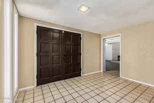 8756 E Bonnie Rose Ave, Scottsdale, AZ 85250 - Photo 4