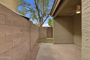 222 W Brown Rd, Mesa, AZ 85201 - Photo 26