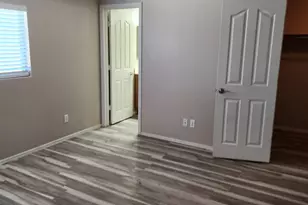 15864 W Evans Dr, Surprise, AZ 85379 - Photo 8