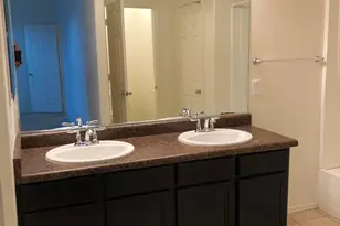 8457 N 61st Ln, Glendale, AZ 85302 - Photo 14