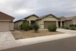 8457 N 61st Ln, Glendale, AZ 85302 - Photo 2