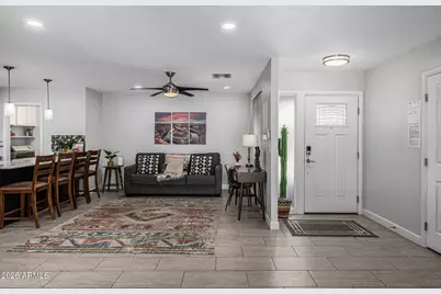 8519 E Rose Lane, Scottsdale, AZ 85250 - Photo 4