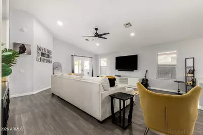 10420 W Reade Avenue, Glendale, AZ 85307 - Photo 8