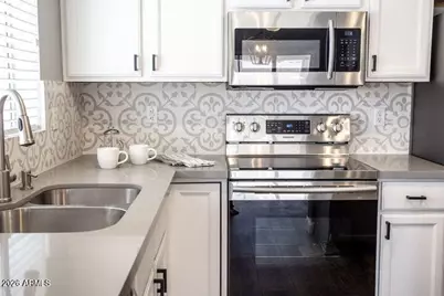 4414 E Desert Wind Drive, Phoenix, AZ 85044 - Photo 28