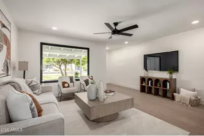 2825 E Campbell Avenue, Phoenix, AZ 85016 - Photo 2