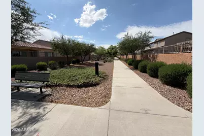 2827 E Muirfield Street, Gilbert, AZ 85298 - Photo 36