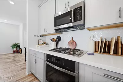 14656 W Valentine Street, Surprise, AZ 85379 - Photo 8