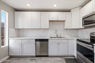 5834 S 42nd St, Phoenix, AZ 85040 - Photo 8