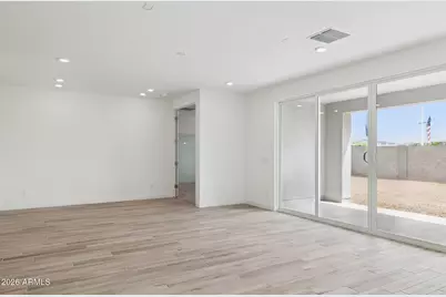 24513 N 24th Way, Phoenix, AZ 85024 - Photo 10