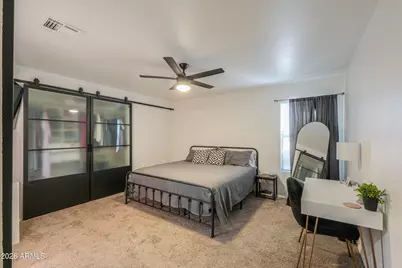 466 W Smoke Tree Road, Gilbert, AZ 85233 - Photo 4