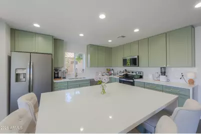 466 W Smoke Tree Road, Gilbert, AZ 85233 - Photo 14