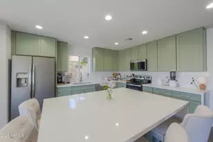 466 W Smoke Tree Rd, Gilbert, AZ 85233 - Photo 14