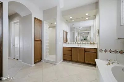 22626 N 54th Way, Phoenix, AZ 85054 - Photo 24