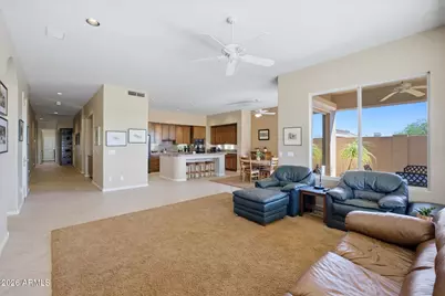 22626 N 54th Way, Phoenix, AZ 85054 - Photo 14