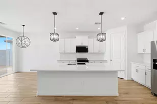 8439 W Saratoga Way, Florence, AZ 85132 - Photo 4