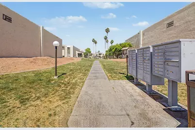 3825 E Camelback Road #Unit 144, Phoenix, AZ 85018 - Photo 26