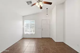 22174 W Desert Bloom St, Buckeye, AZ 85326 - Photo 6