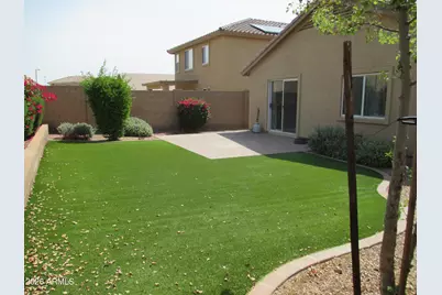 22174 W Desert Bloom Street, Buckeye, AZ 85326 - Photo 2
