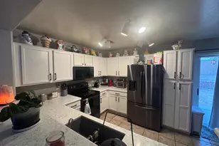 22626 W Yavapai St, Buckeye, AZ 85326 - Photo 10