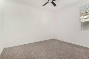 17824 W Vogel Ave, Waddell, AZ 85355 - Photo 20