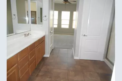 27632 N 89th Lane, Peoria, AZ 85383 - Photo 10