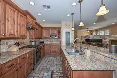 41418 N Clear Crossing Road, Anthem, AZ 85086 - Photo 26