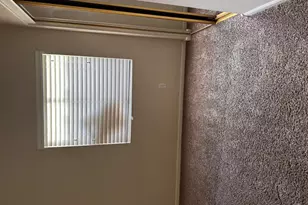 979 E Brentrup Dr, Tempe, AZ 85283 - Photo 14