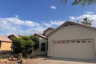 979 E Brentrup Dr, Tempe, AZ 85283 - Photo 2