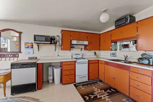 757 N Oleander St, Wickenburg, AZ 85390 - Photo 2