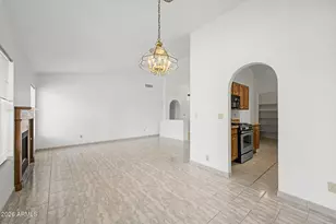 11066 W Runion Dr, Peoria, AZ 85373 - Photo 10
