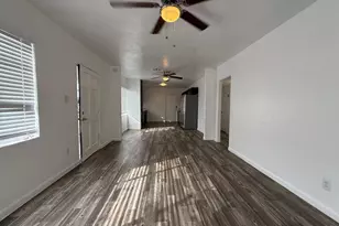 3422 E Taylor St, Phoenix, AZ 85008 - Photo 2